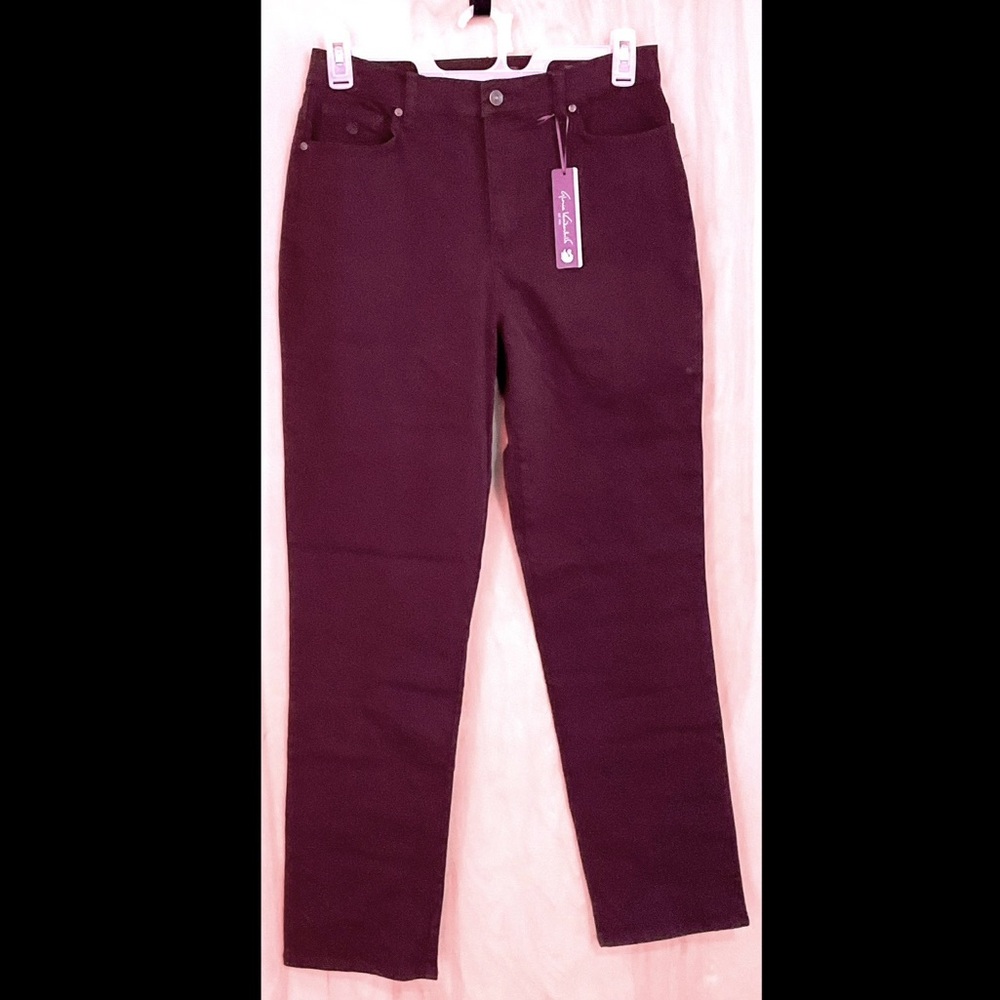 Gloria Vanderbilt Amanda Burgundy Classic Fit Jeans - NWT
